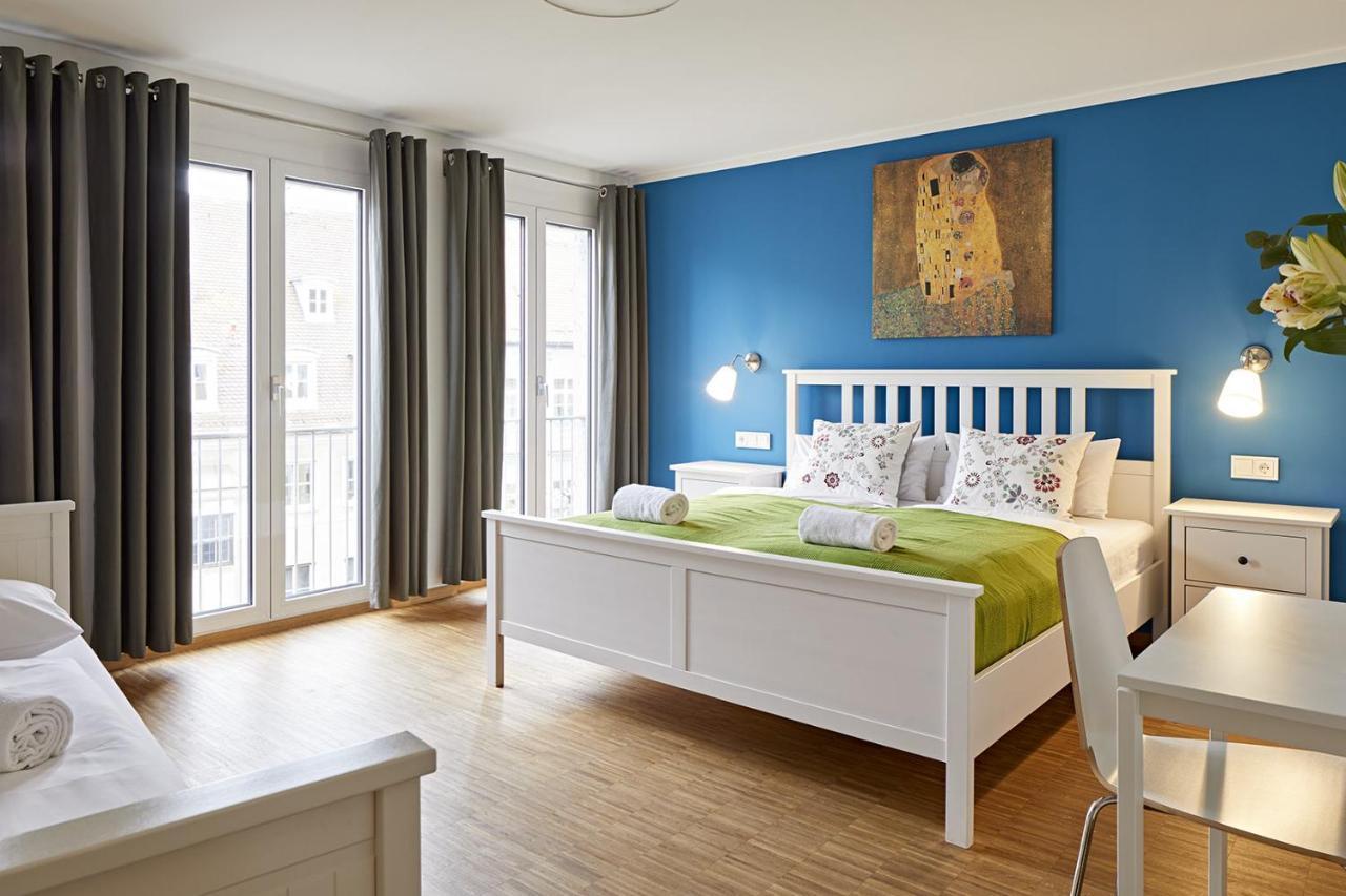 Nonstop Hotel Augsburg - Ubernacht - Hostelhotelhome Экстерьер фото