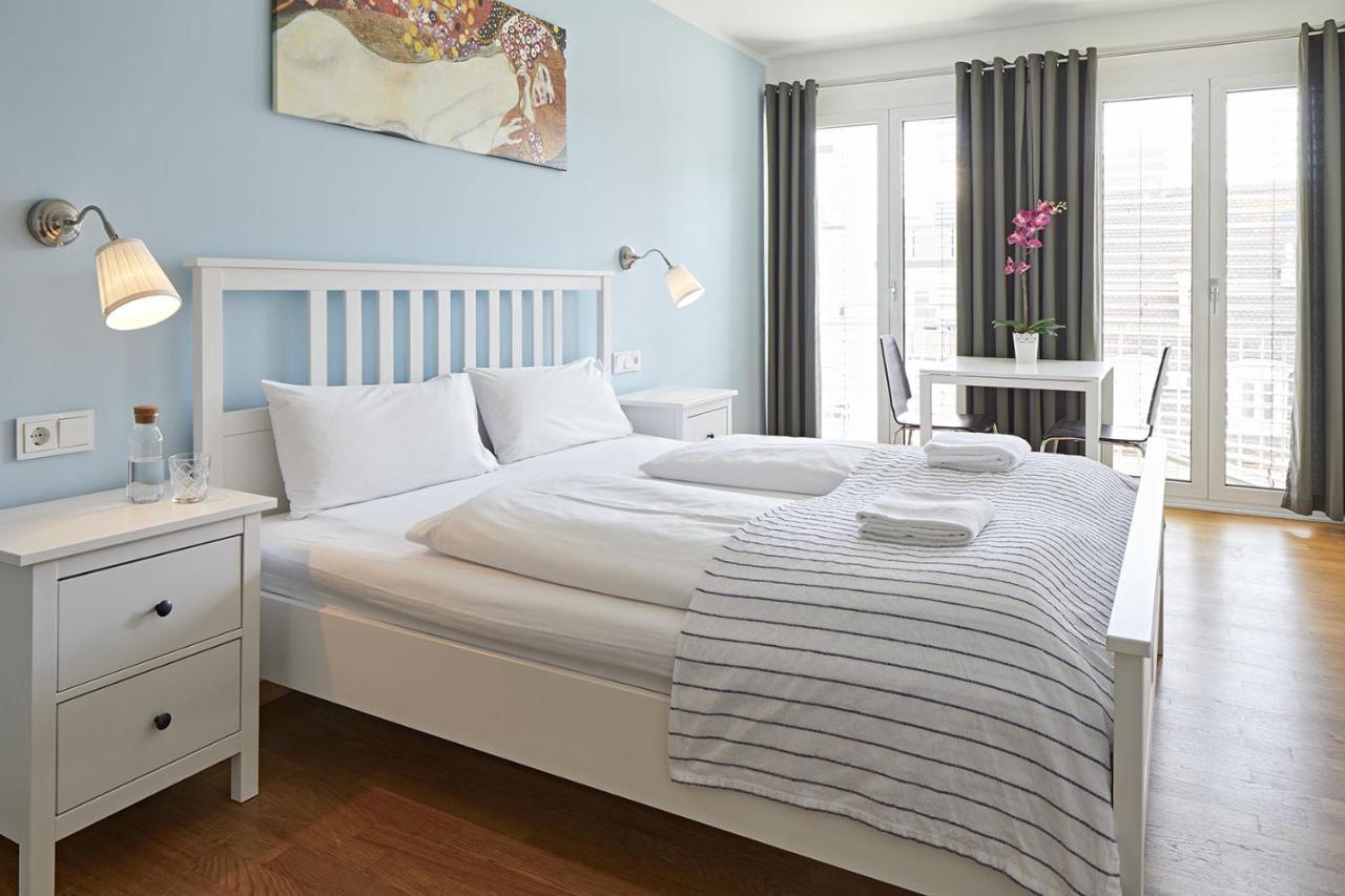 Nonstop Hotel Augsburg - Ubernacht - Hostelhotelhome Экстерьер фото