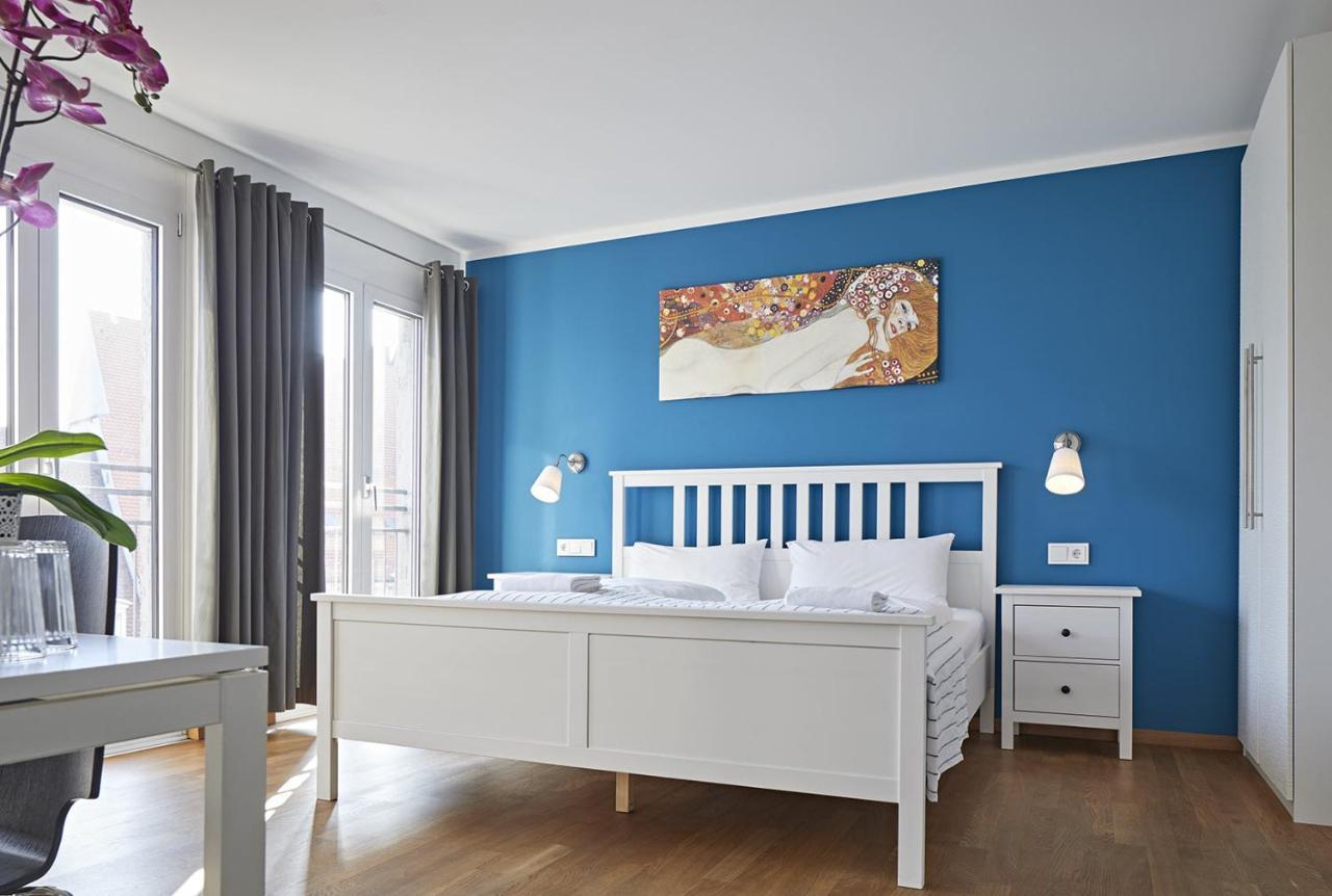Nonstop Hotel Augsburg - Ubernacht - Hostelhotelhome Экстерьер фото