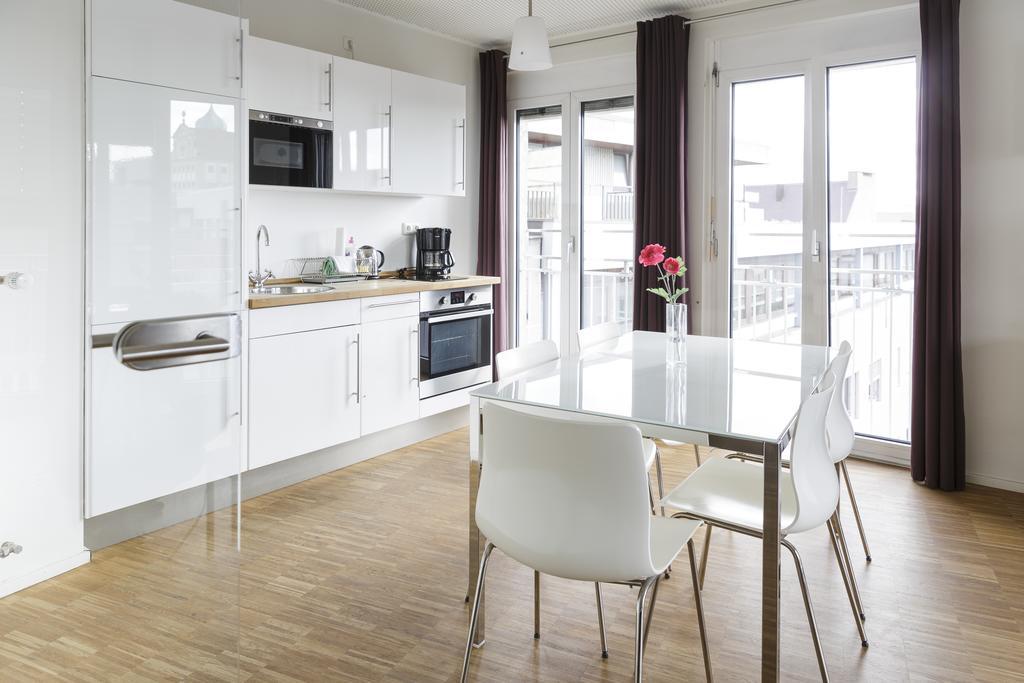 Nonstop Hotel Augsburg - Ubernacht - Hostelhotelhome Экстерьер фото