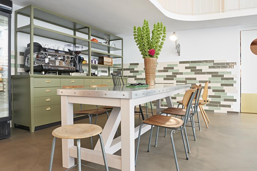 Nonstop Hotel Augsburg - Ubernacht - Hostelhotelhome Экстерьер фото