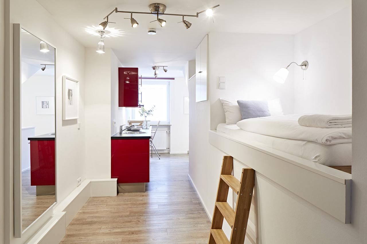Nonstop Hotel Augsburg - Ubernacht - Hostelhotelhome Экстерьер фото
