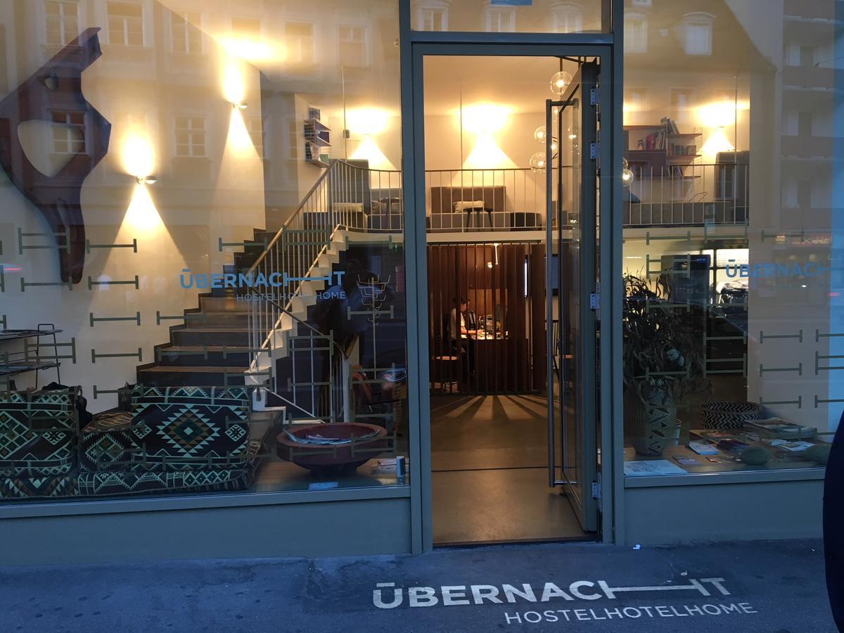 Nonstop Hotel Augsburg - Ubernacht - Hostelhotelhome Экстерьер фото